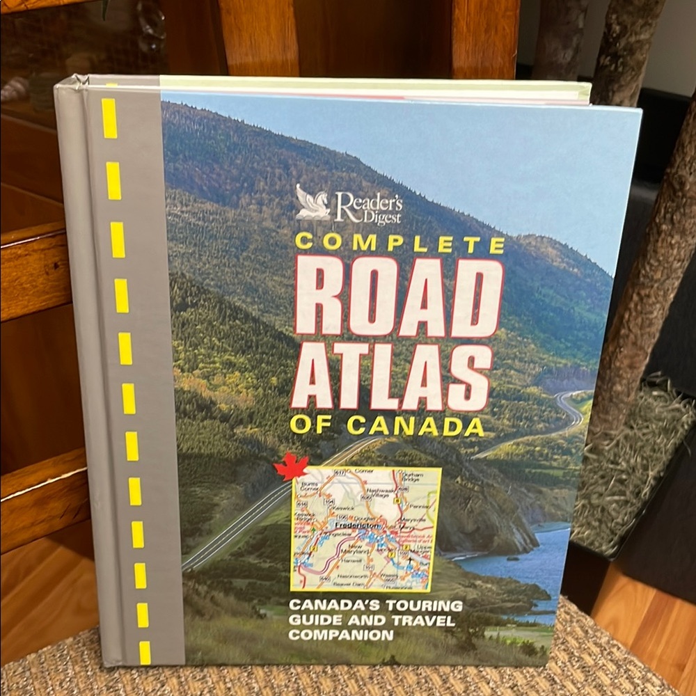 Vintage 2002 Reader's Digest Complete Road Atlas of Canada Hardcover